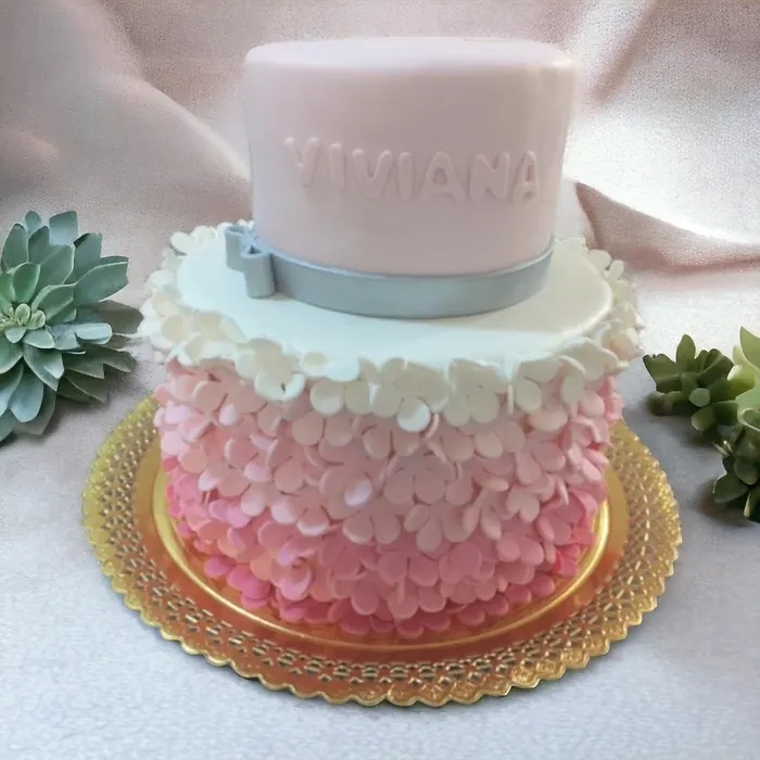 Tort de botez realizat de Cofetăria Sicopan Deva