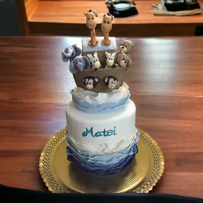 Tort de botez realizat de Cofetăria Sicopan Deva