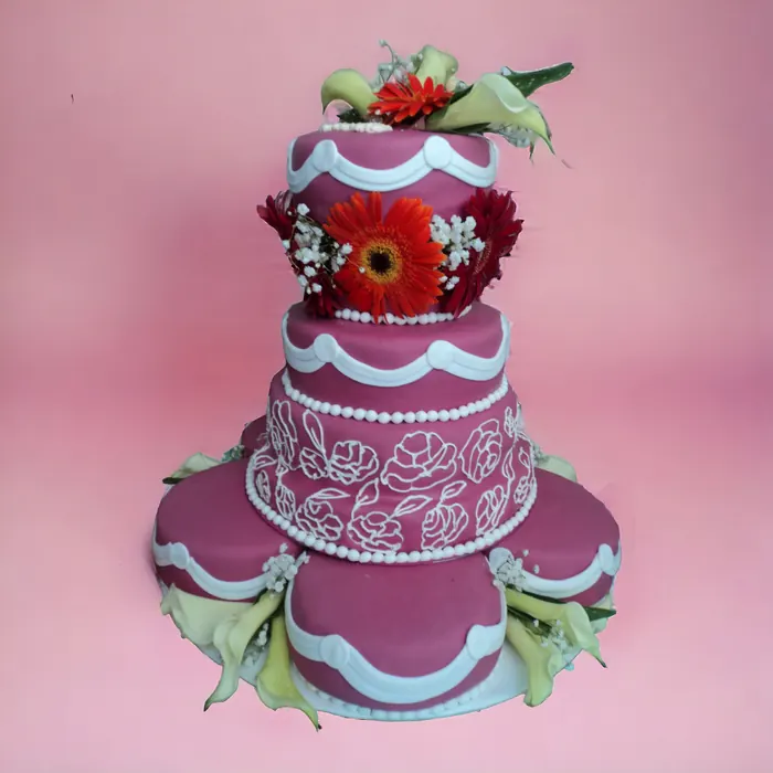 Tort de nuntă realizat de Cofetăria Sicopan Deva